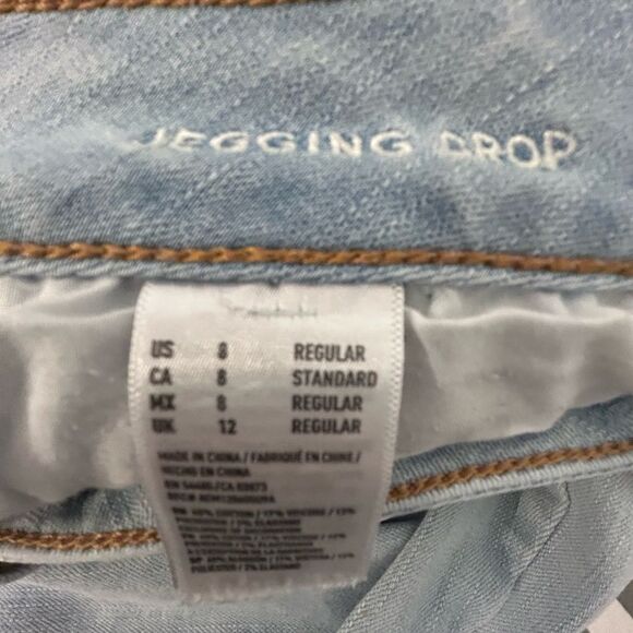 American Eagle Cropped Jegging Jeans! Distressed hem - Picture 5 of 5